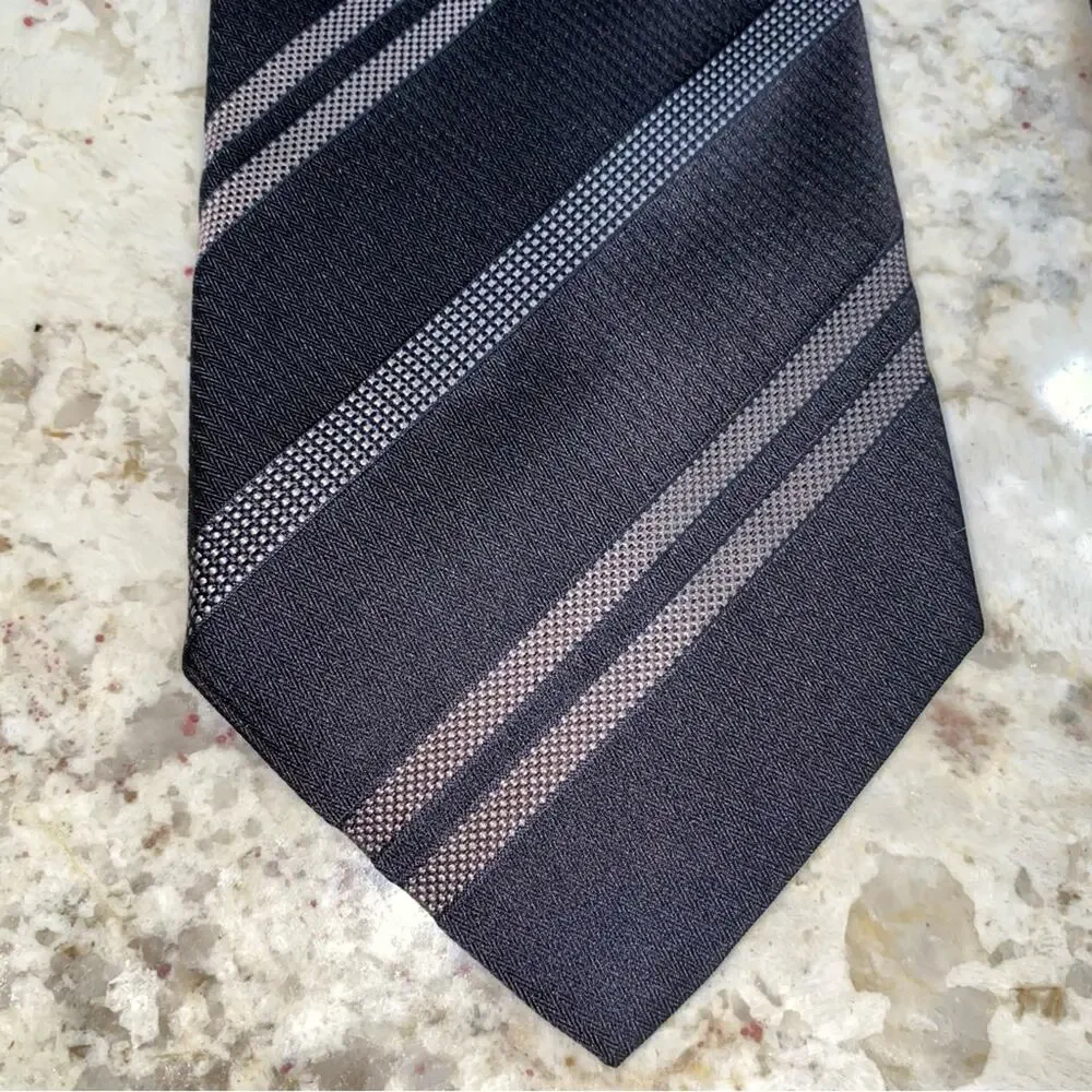 Giorgio Armani Men’s Silk Designer Tie Black Gray Tan Diagonal Stripe EUC